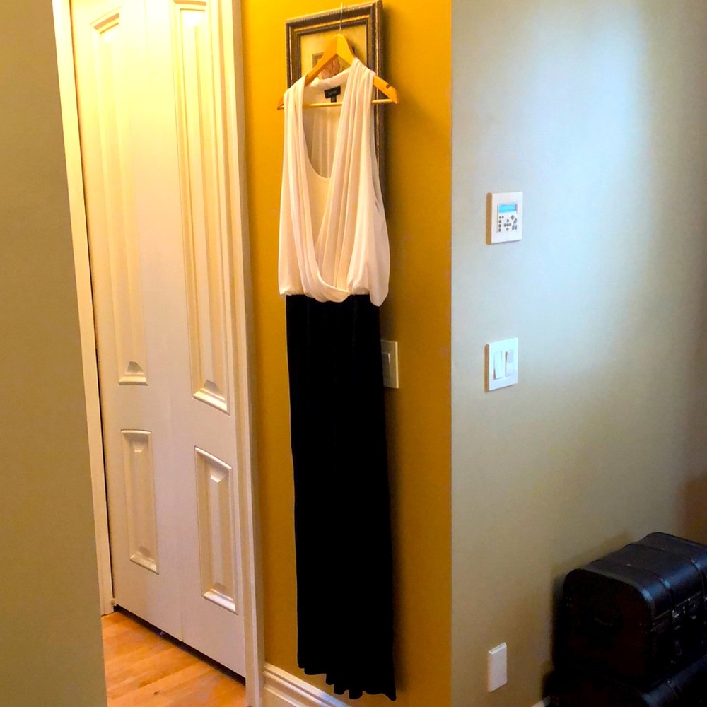 Karen Kane black/white jumpsuit in an XL